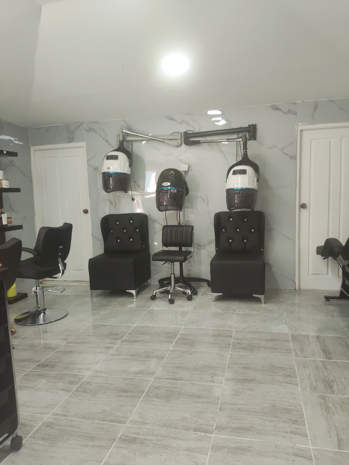 MERI SALON