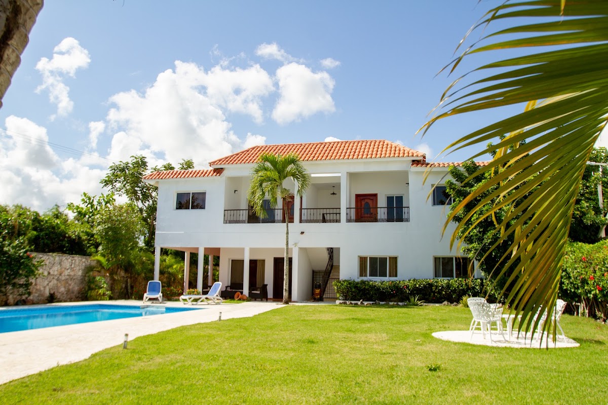 Inmobiliaria/YumarealestateRD