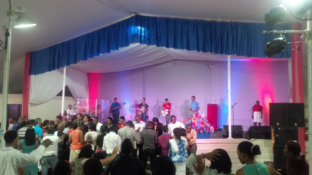 Iglesia Pentecostal El Mover Del Espiritu (Central)