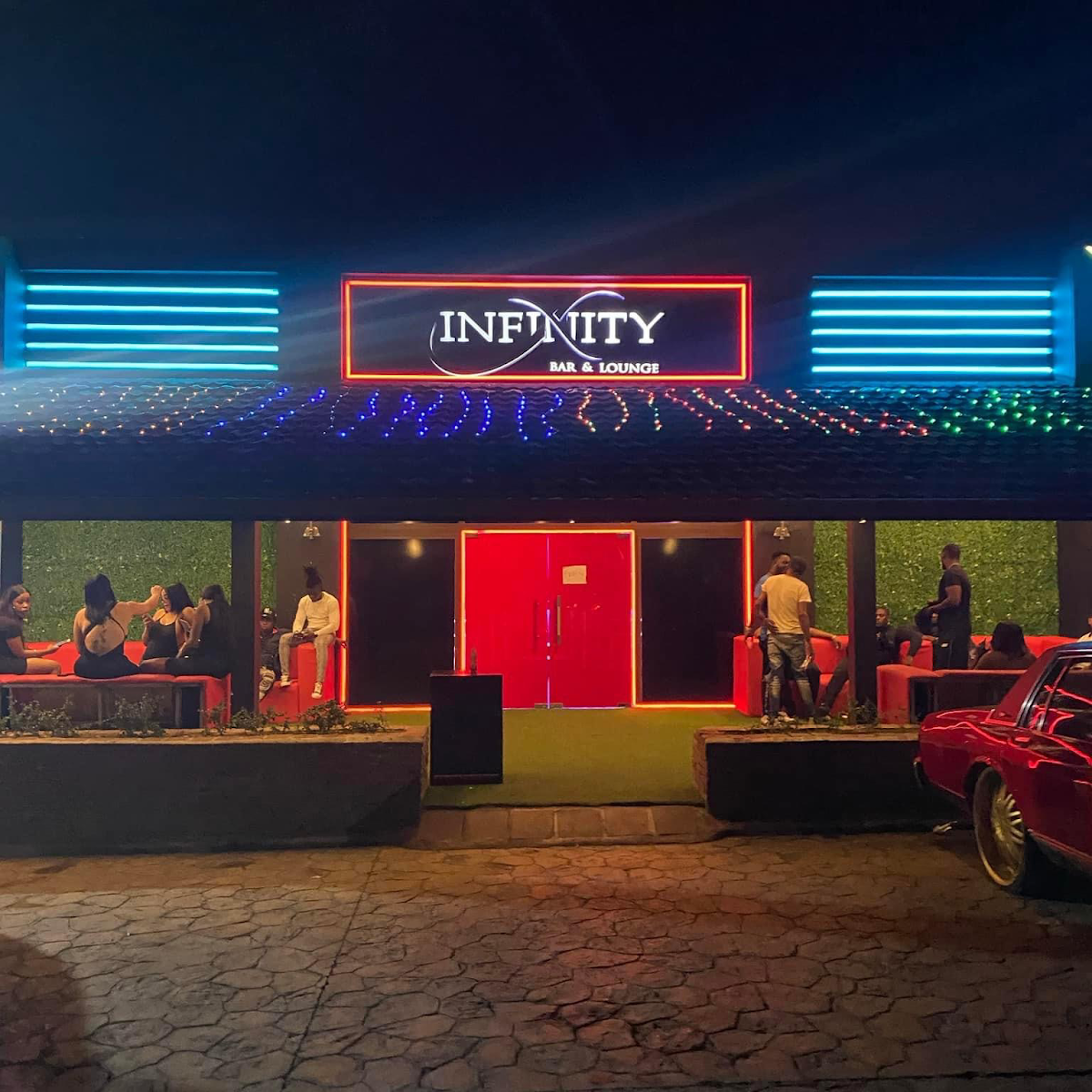 Infinity Bar & Lounge