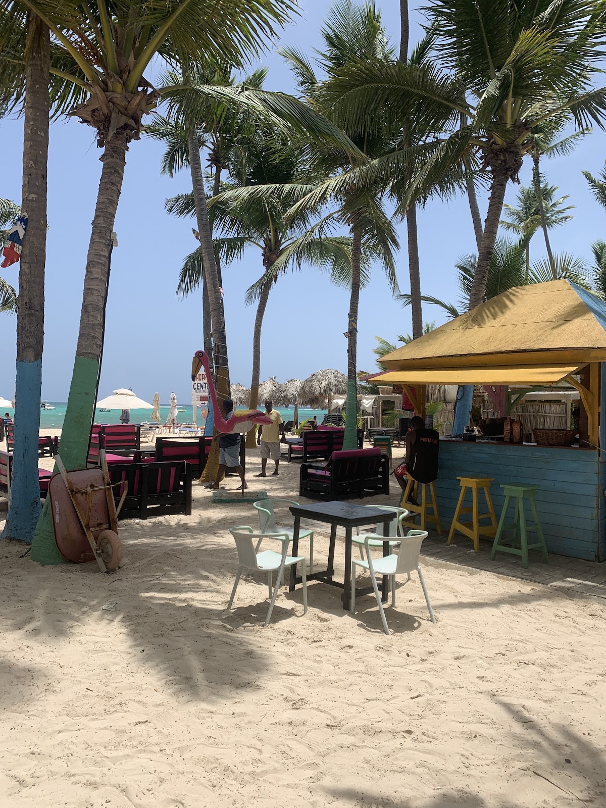 Flamingo Bar