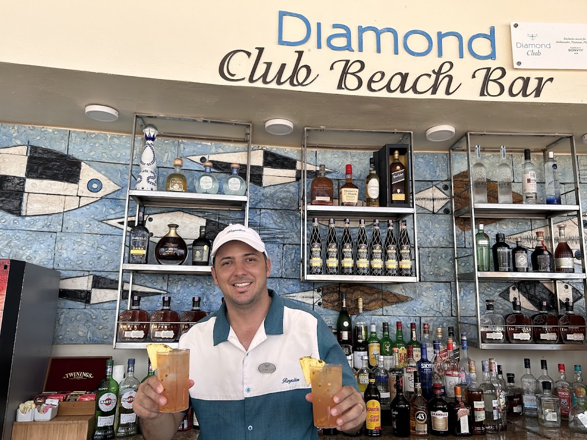 Diamond Club Beach Bar - Imagen 1