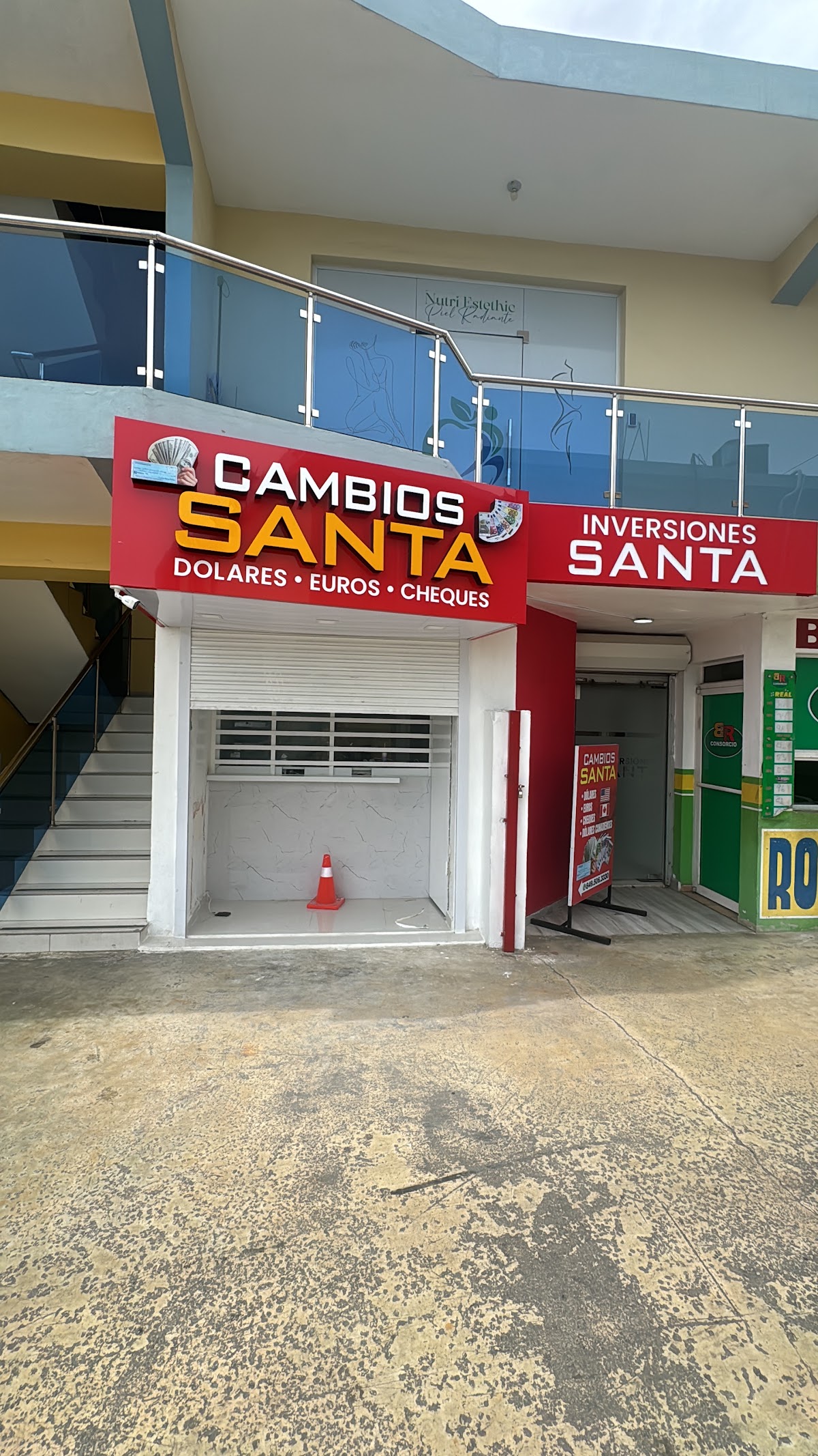 Hollywood Car Wash - Imagen 1