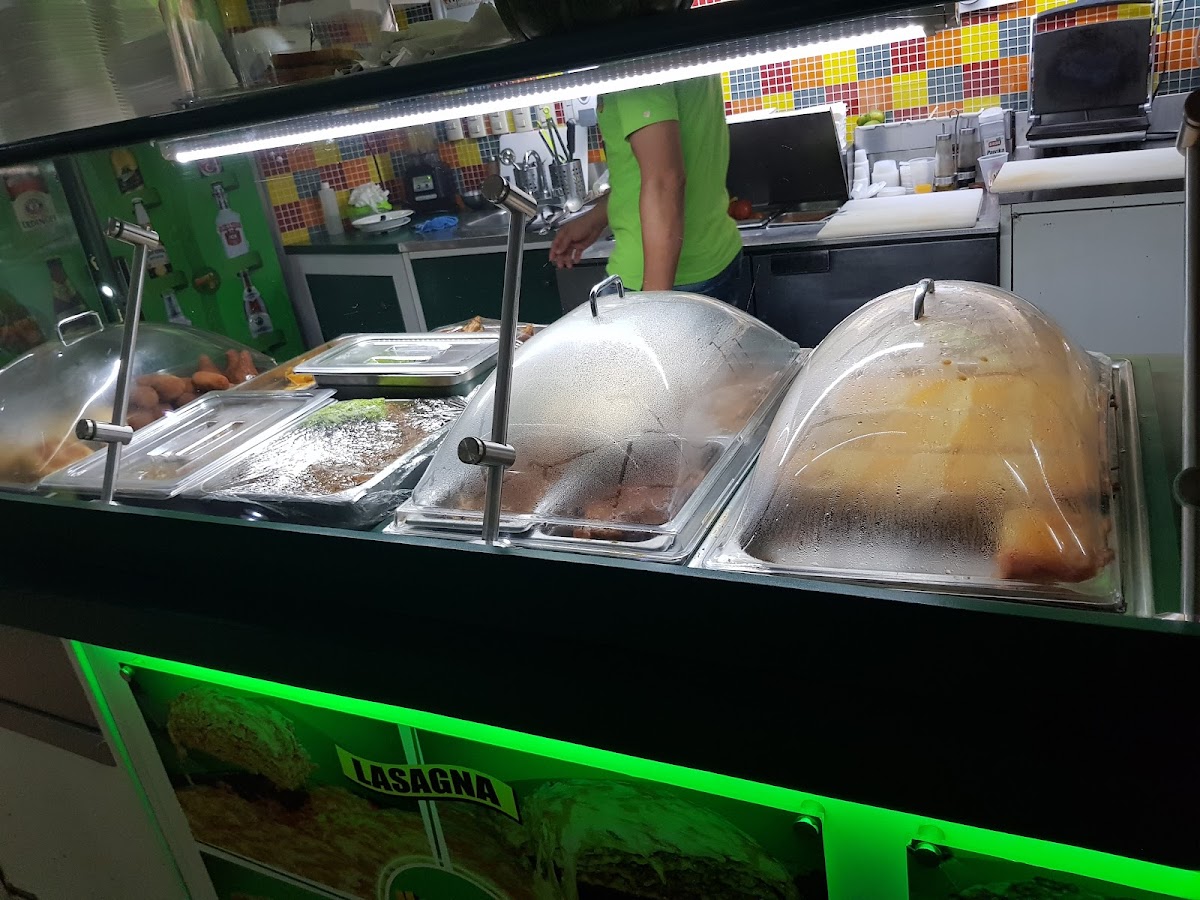 Montes Quick Shop - Imagen 1