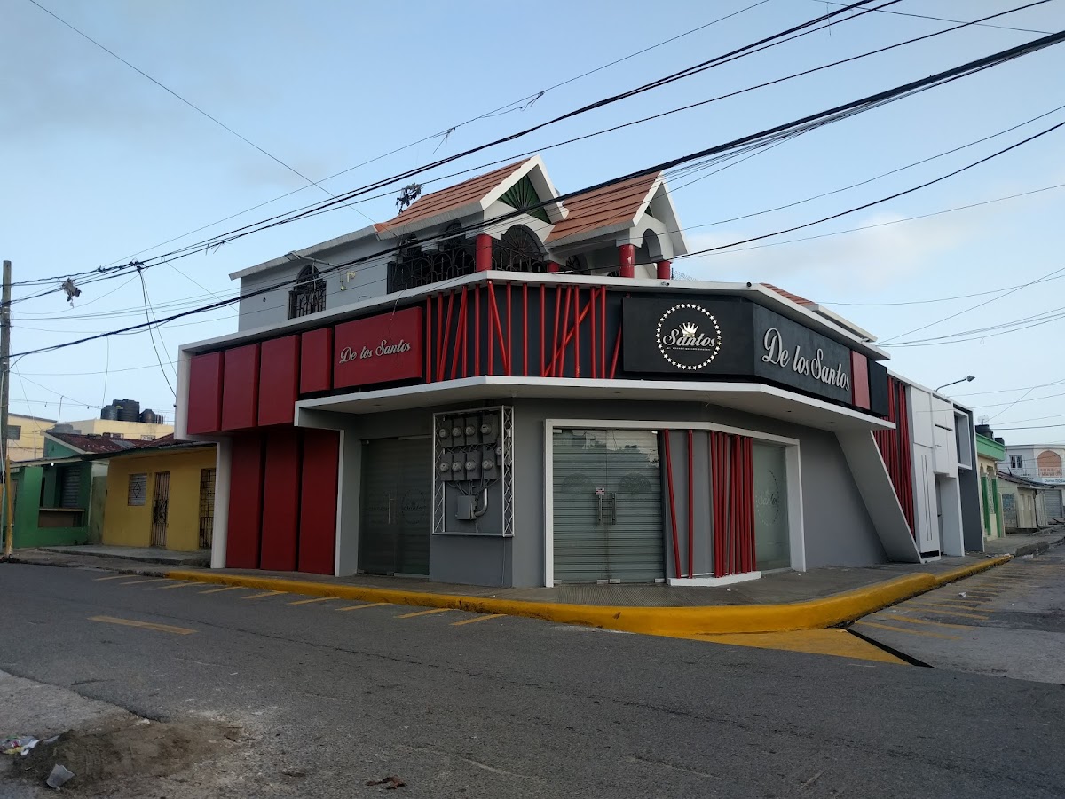 D' Los Santos Glam Club - Imagen 1
