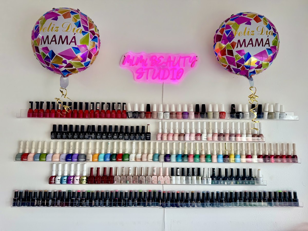 Mimi Nails