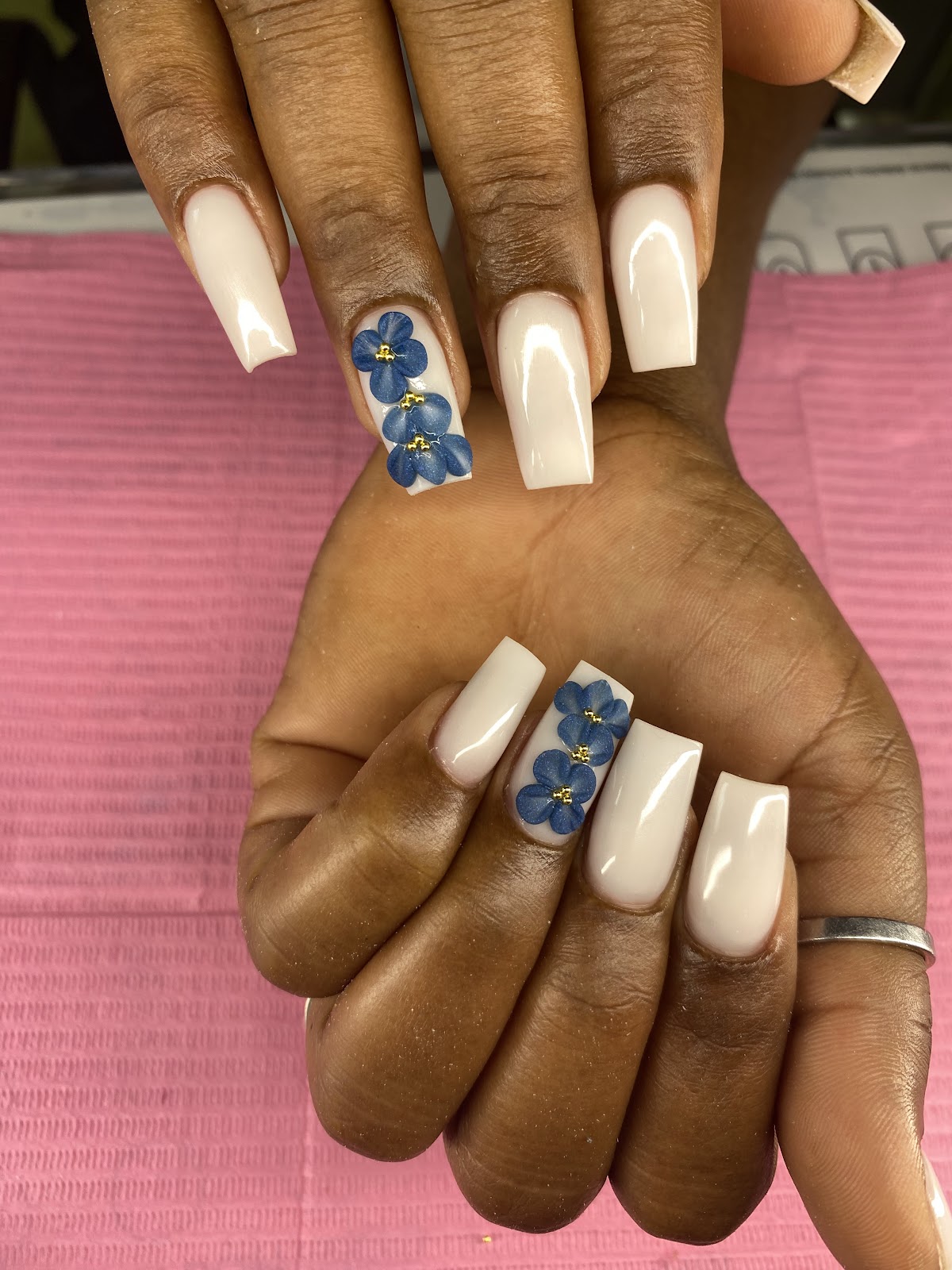 Uñas y más con Bladenise