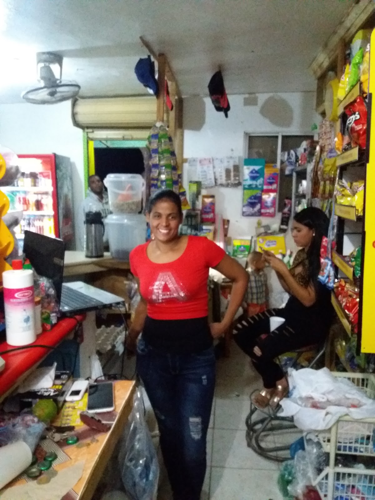 Comercial La Negra - Imagen 2