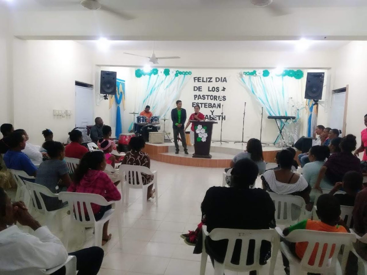 Iglesia De Dios Casa De Avivamiento - Imagen 2