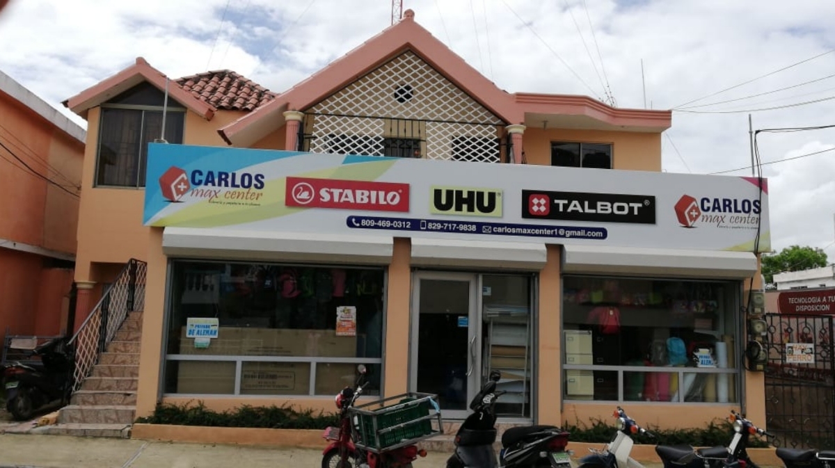 Carlos Max Center - Imagen 1