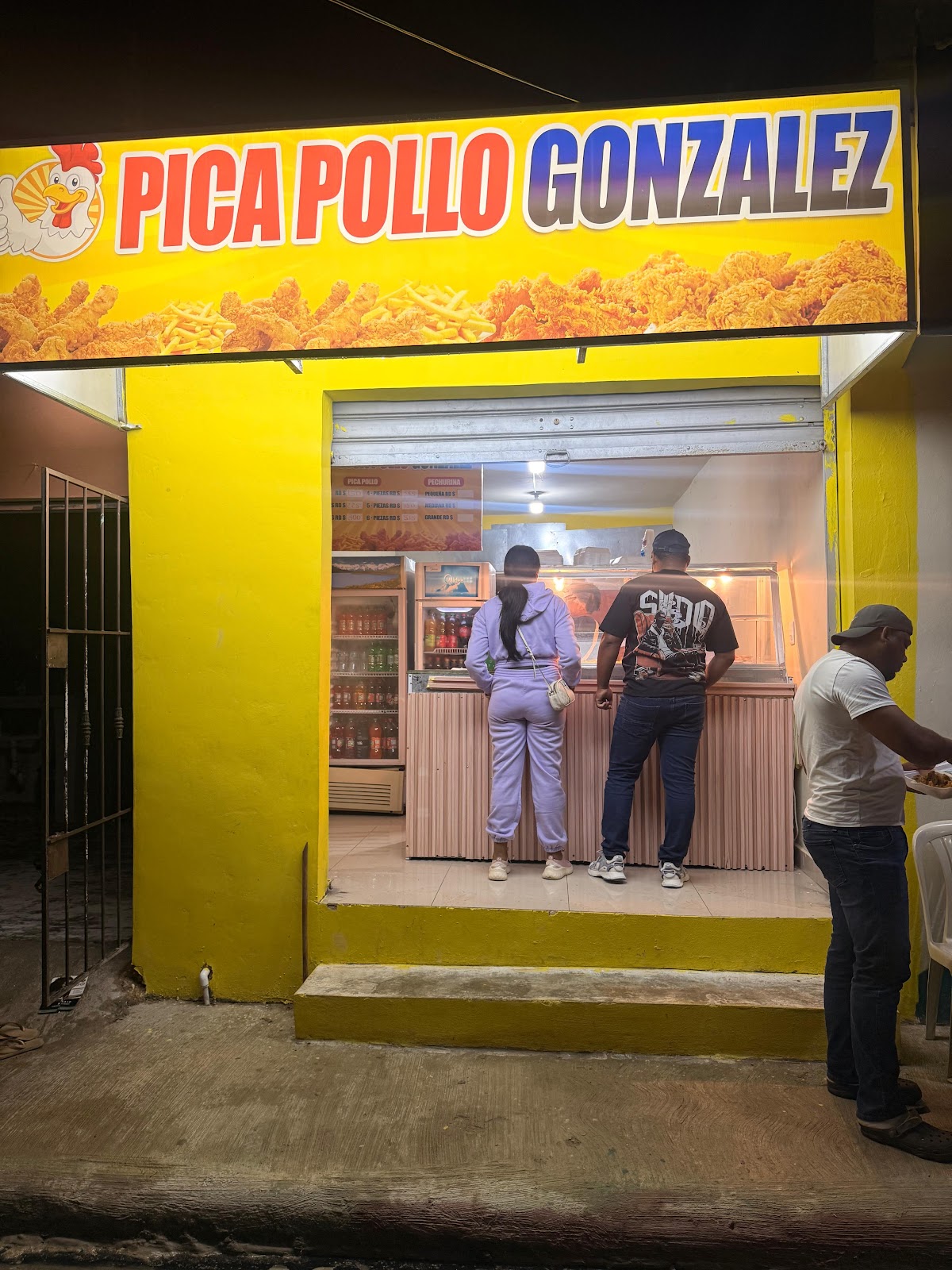 Pica Pollo Gonzalez