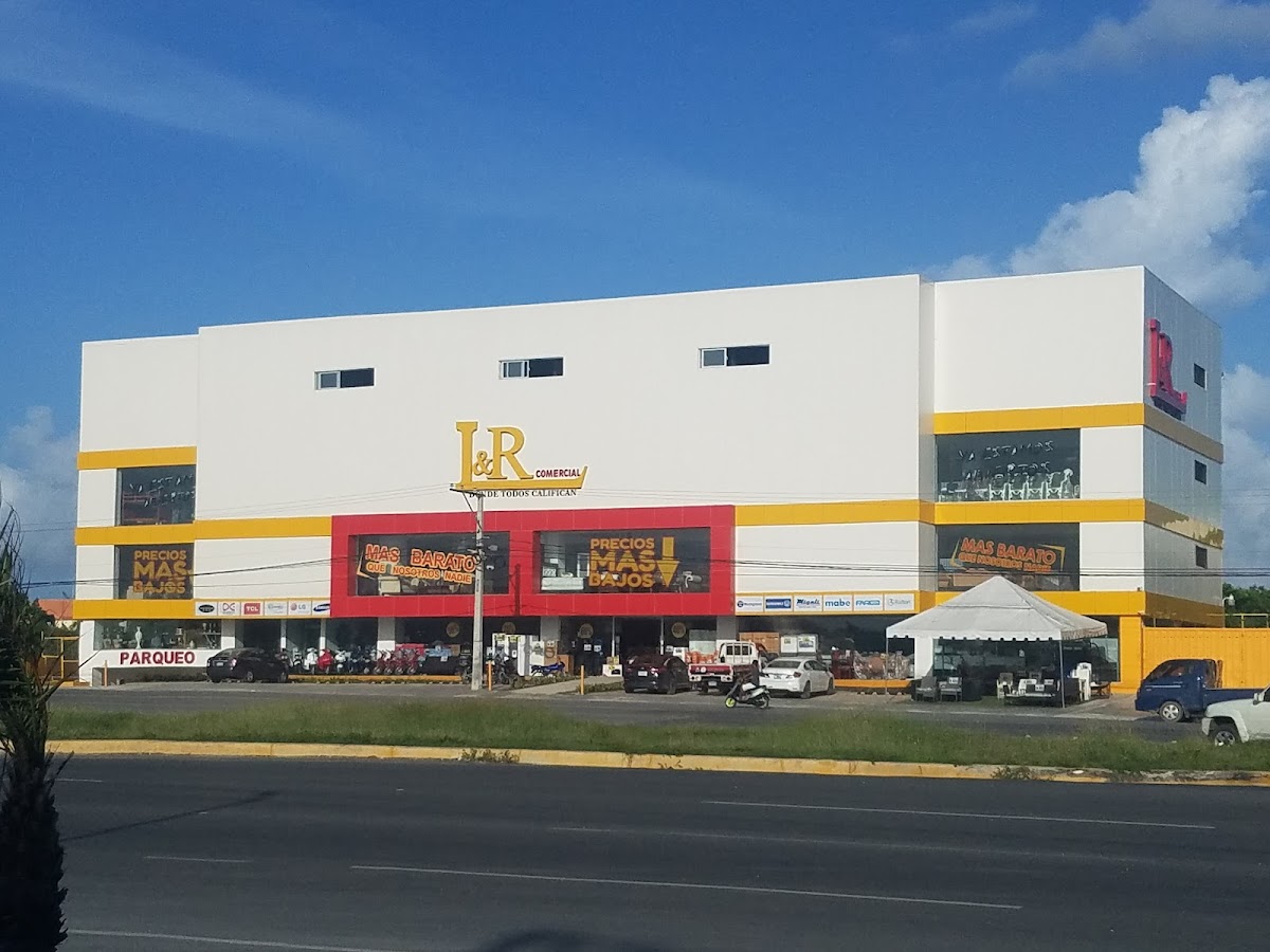 L&R Comercial Bávaro