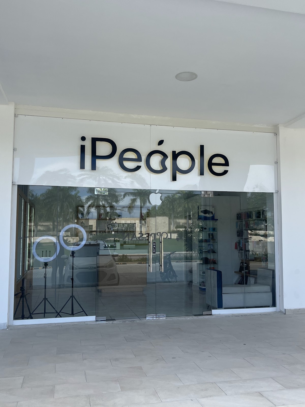IPEOPLE
