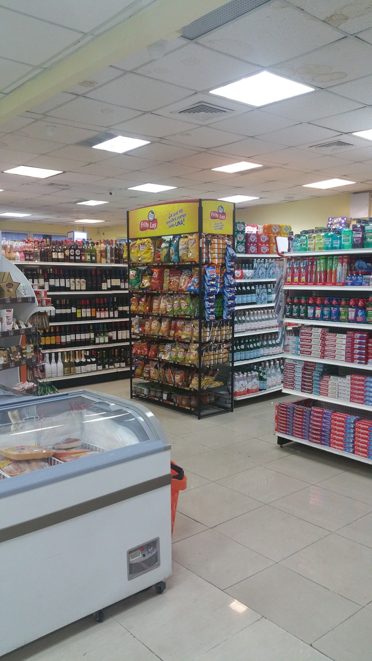 Las Canas Market Place