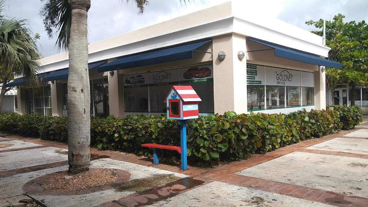 Las Canas Market Place