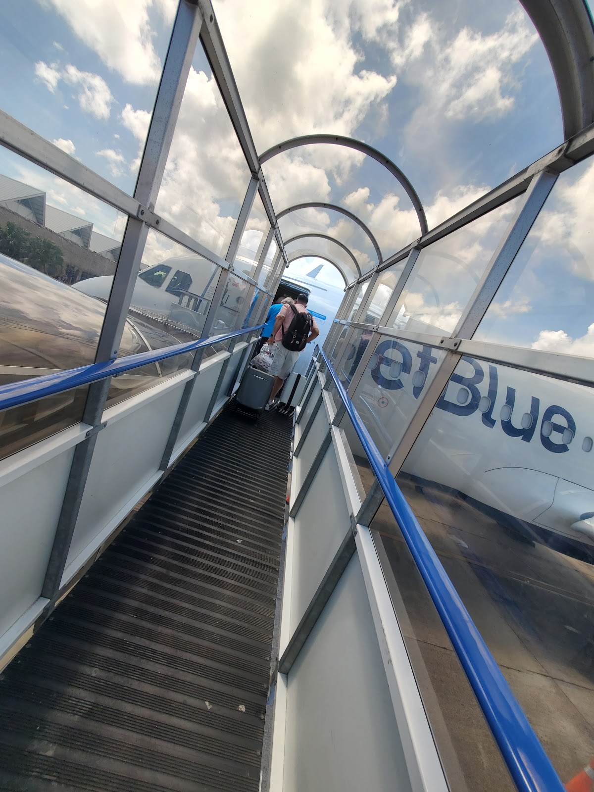 JetBlue Ticket Counter
