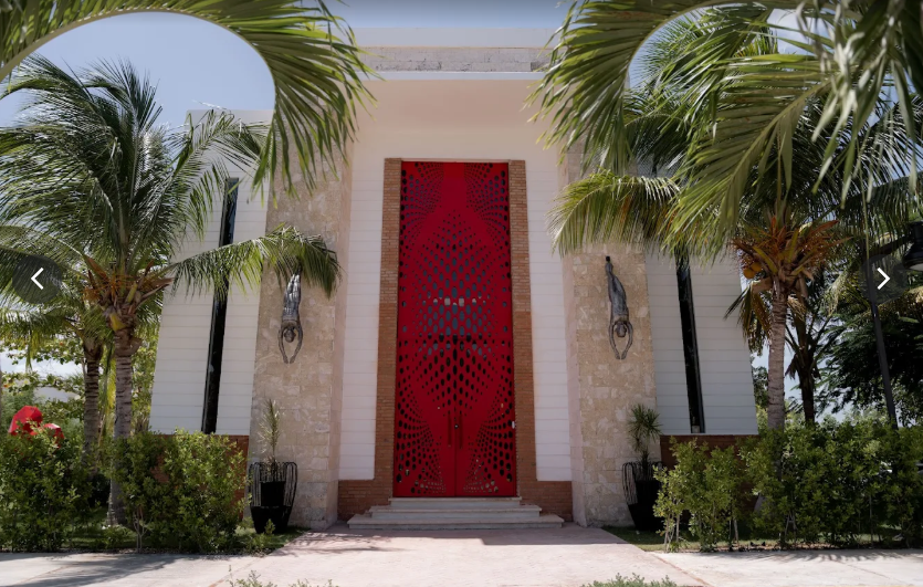 TIENDA DISTRITO PUNTA CANA