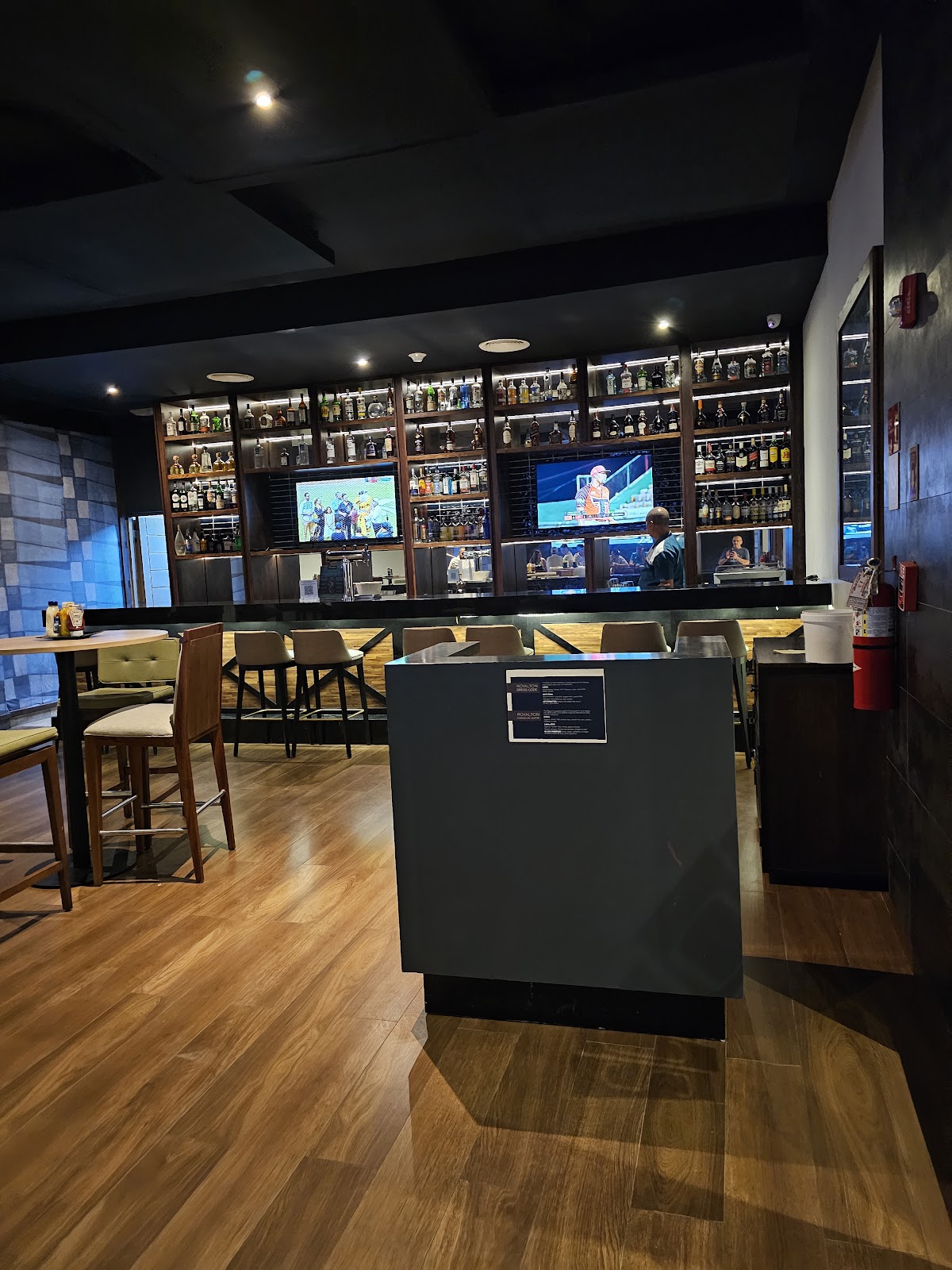 Score Sports Bar