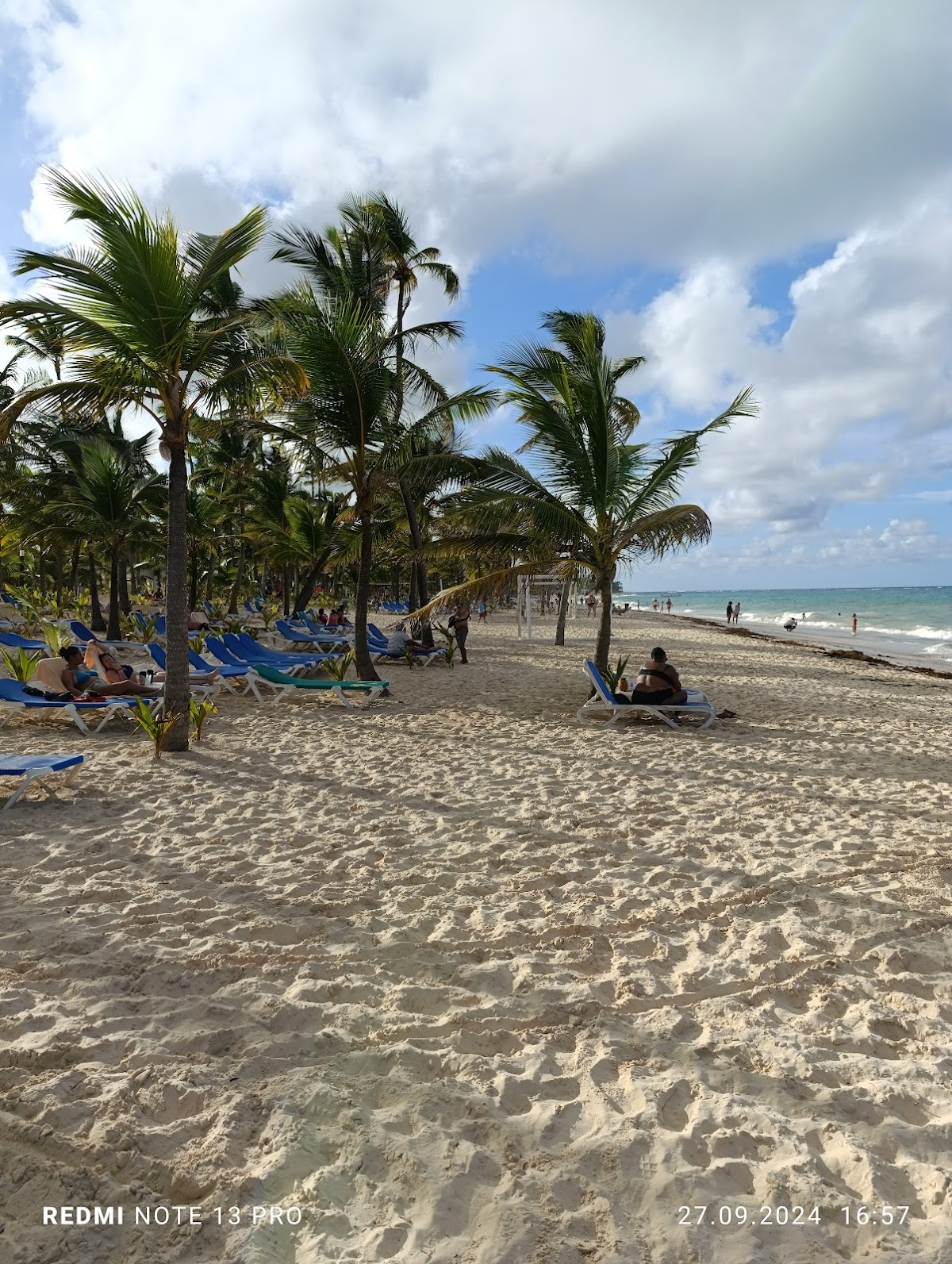 ScubaCaribe - Diving & Water Sports