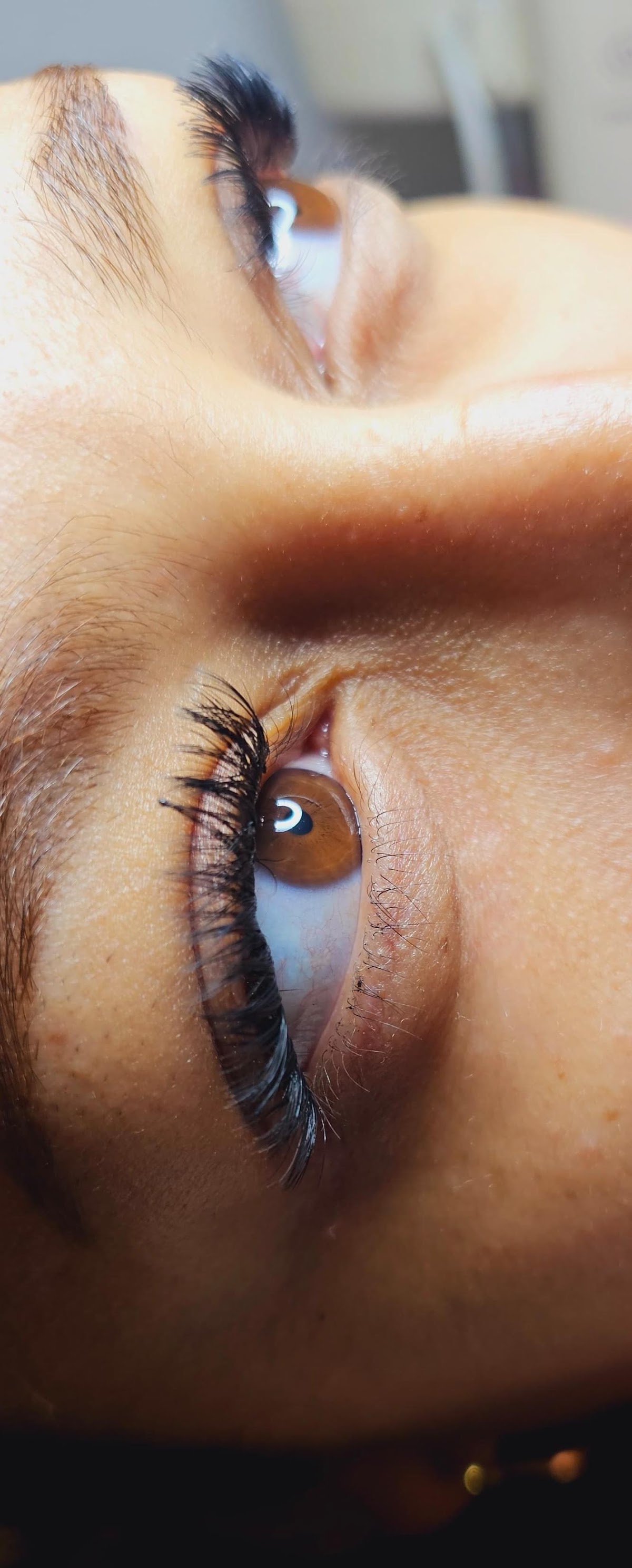 Harmony lash center
