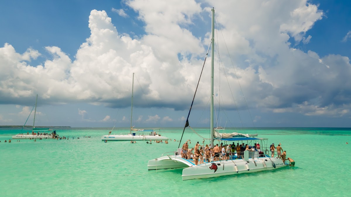 Tours Party boat AND saona island Exxcurssion punta cana