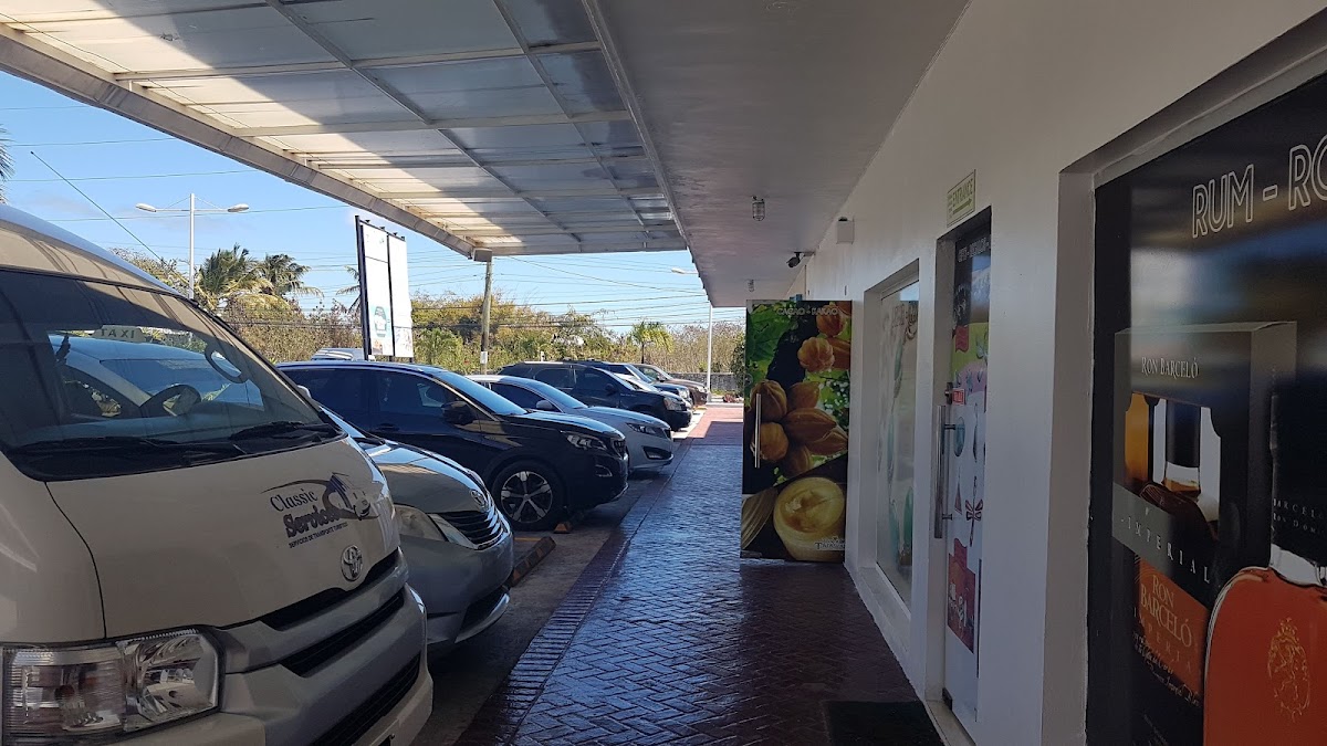 Plaza Tobacco